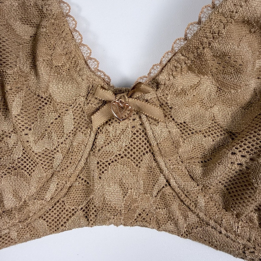 Victoria's Secret Body By Victoria Tan Floral Lace Demi Underwire Bra 32DD NWT - Picture 5 of 5